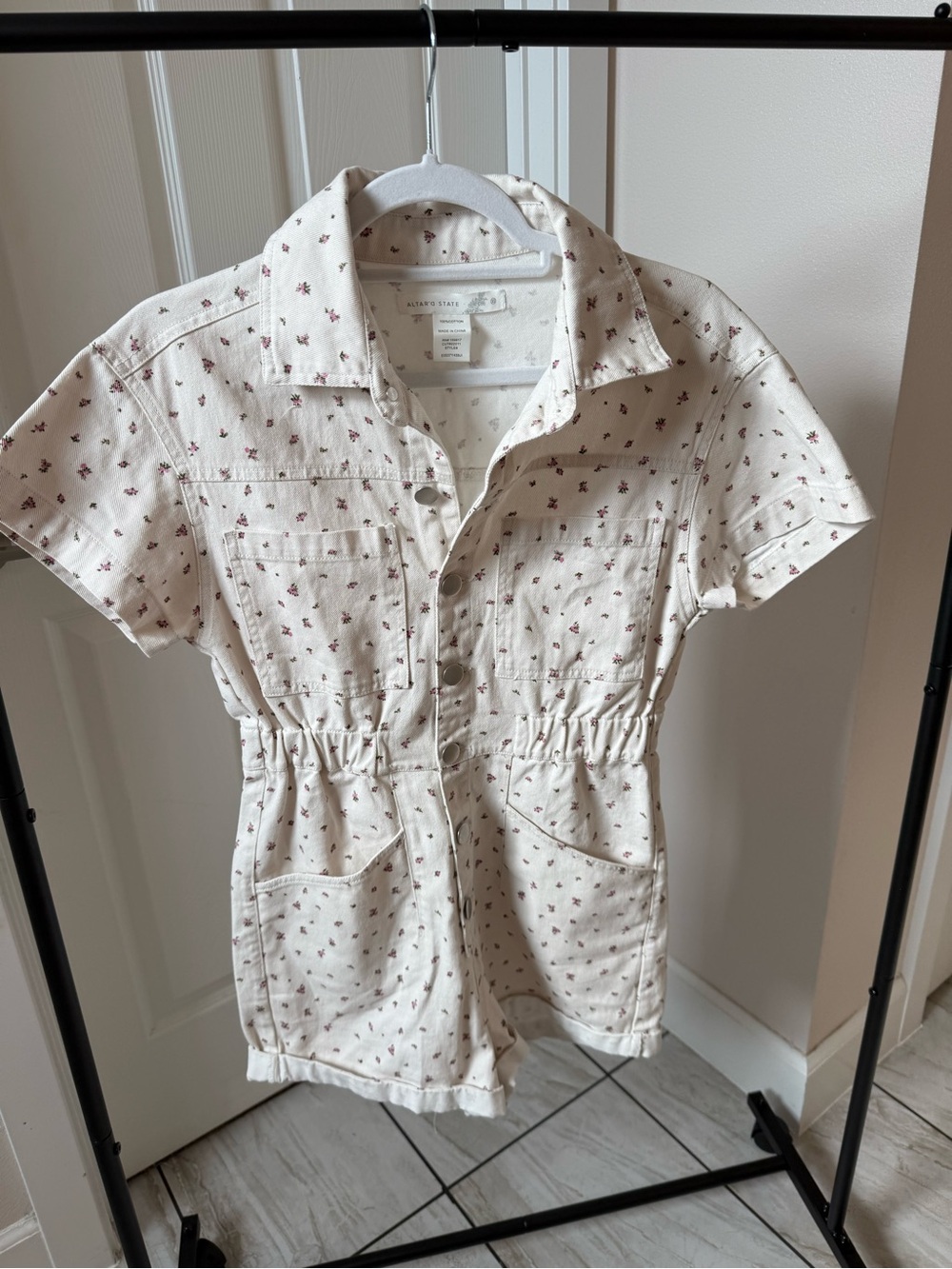 Altar'd State Cream Short-Sleeve Floral Romper